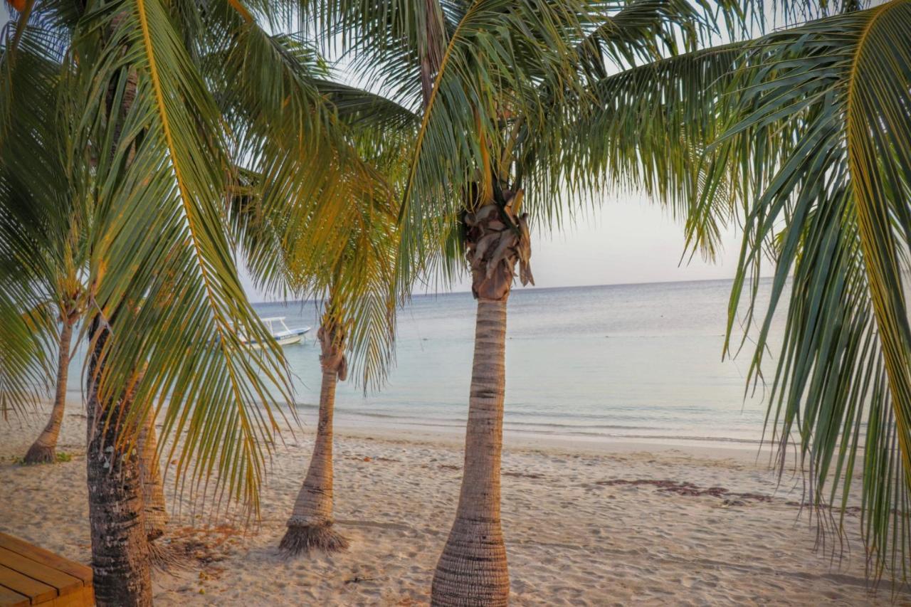 Hotel Posada Seremein Roatan West Bay Exterior foto
