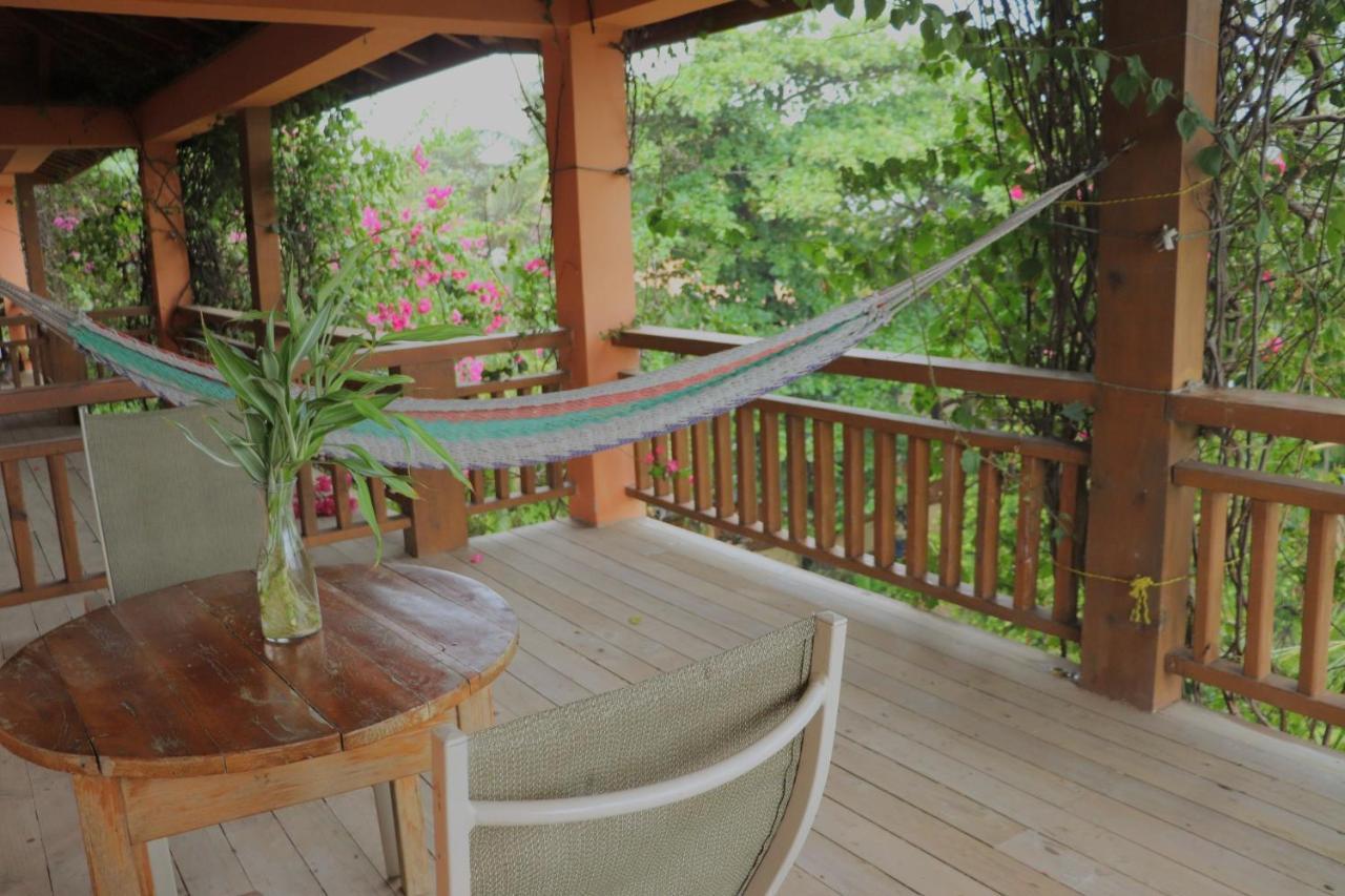 Hotel Posada Seremein Roatan West Bay Exterior foto