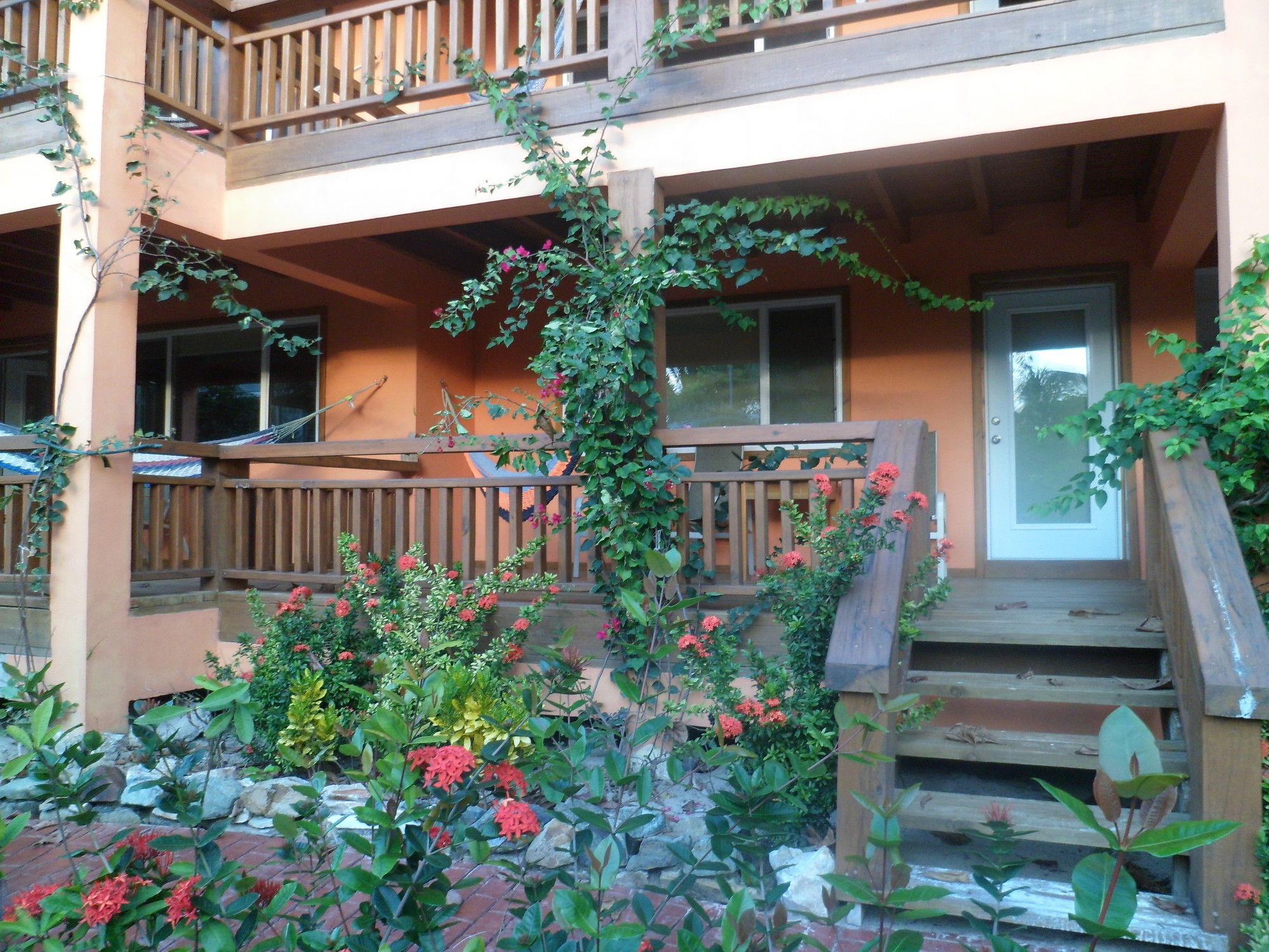Hotel Posada Seremein Roatan West Bay Exterior foto